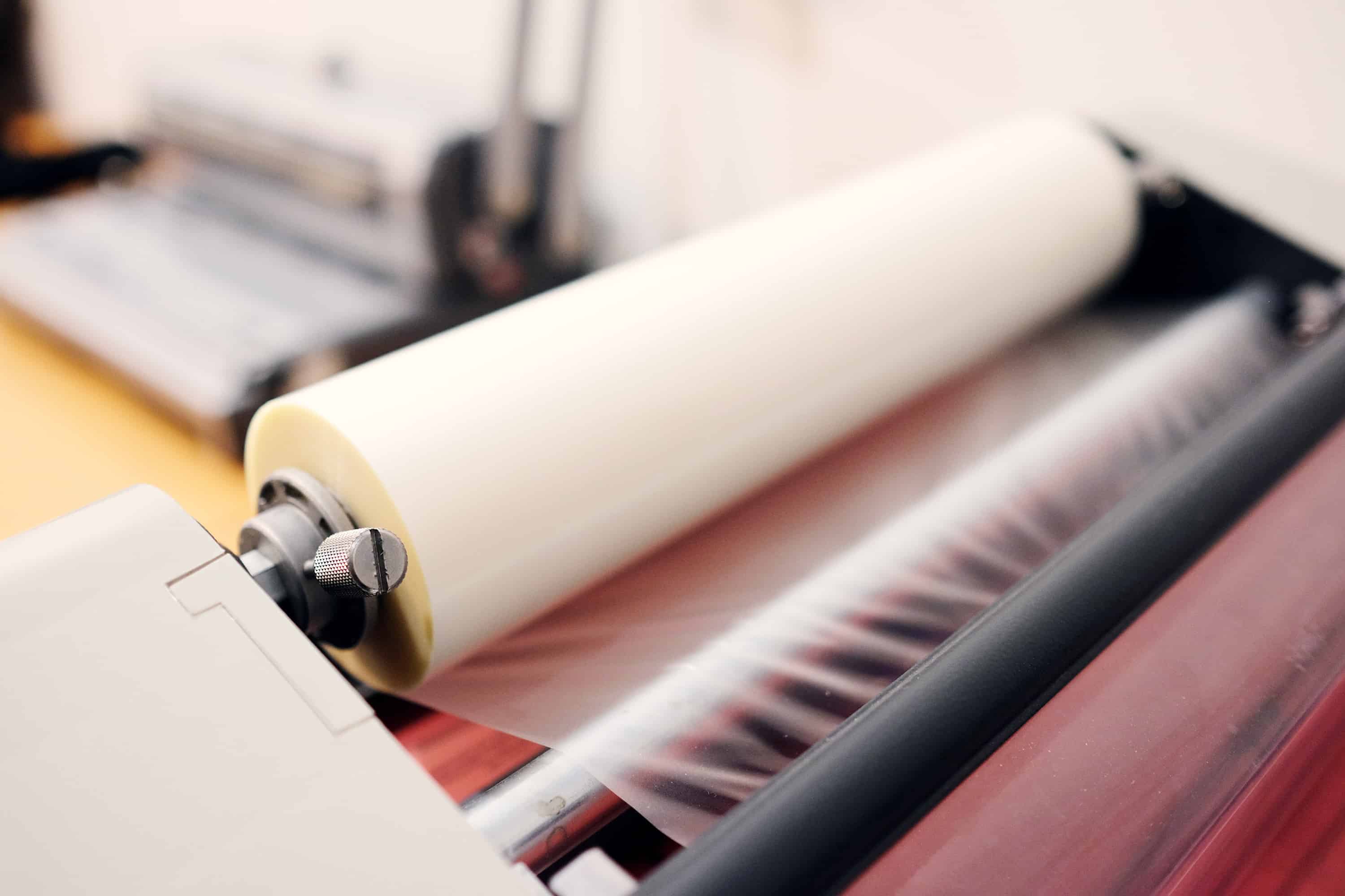 4 Ways Businesses Use Laminate Paper